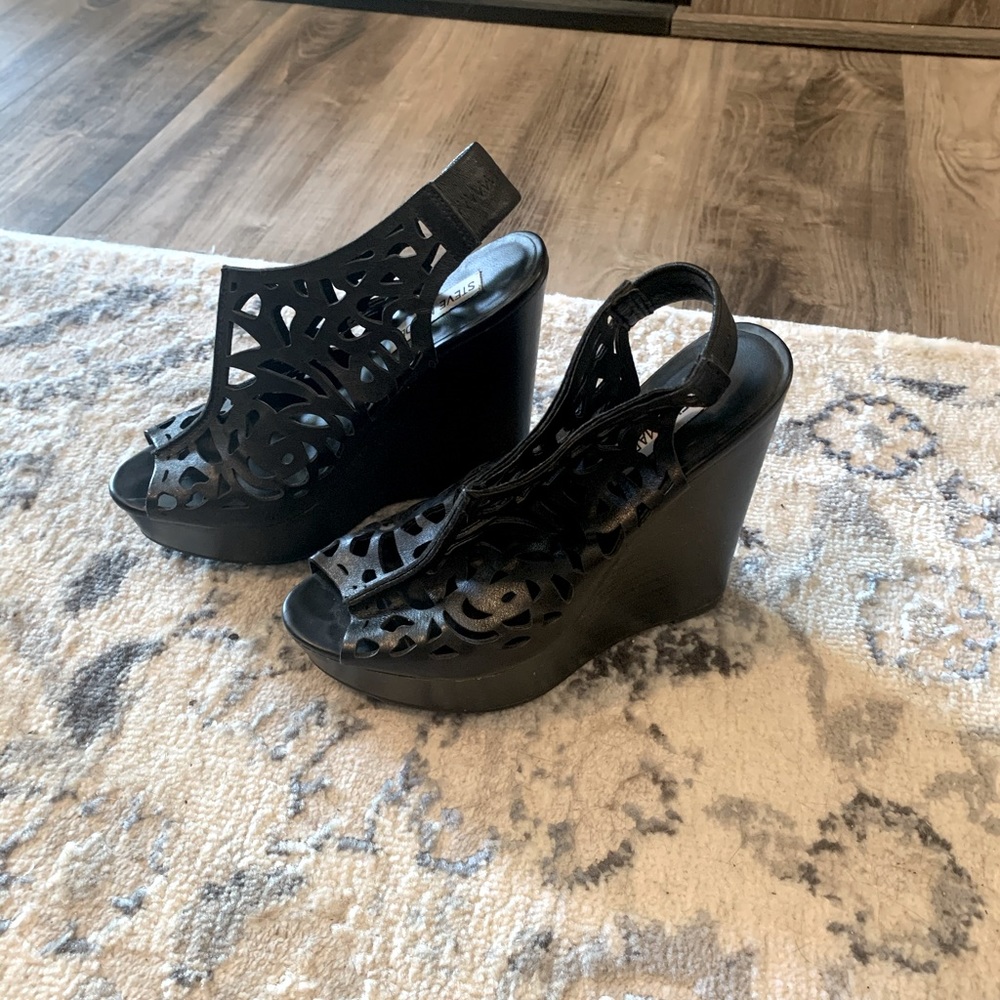 Steve Madden wedges